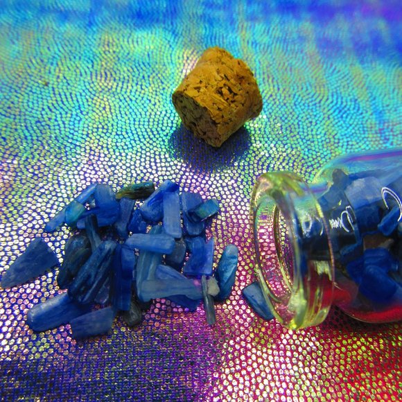 Blue Kyanite Gemstone Chips In A Bottle Embellishments Natural Semi Precious - Picture 1 of 3
